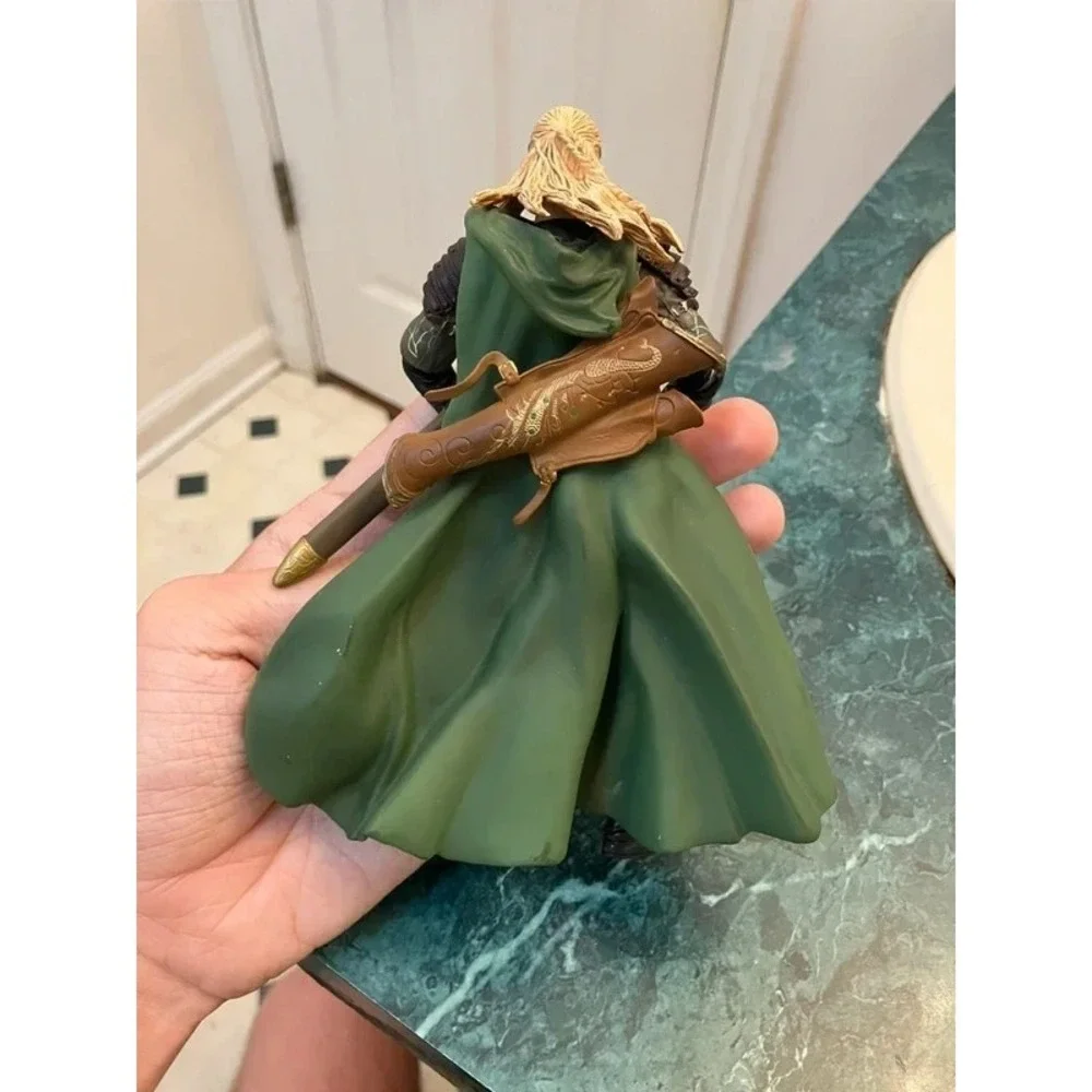 ToyBiz Legolas (Helm's Deep Armor), The Lord of the Rings The Two Towers 2002